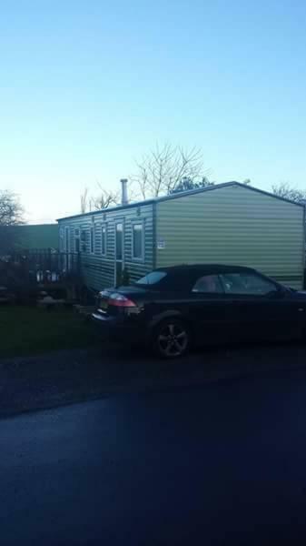 Delightful 3 Bedroom Holiday Home With Balcony Overlooking Fields And A Stream Gisburn Exteriör bild